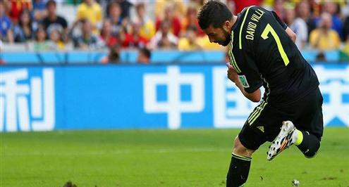 فيديو وصور.. «ديفيد فيا» يُودع المونديال بالدموع